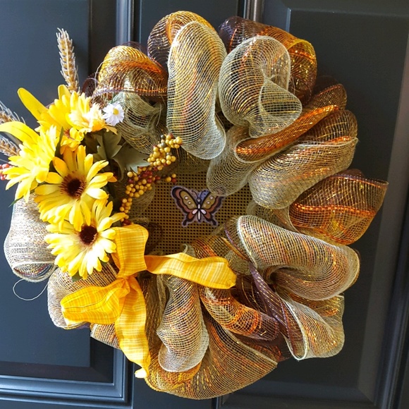 Sunflower Wreath - Picture 1 of 1